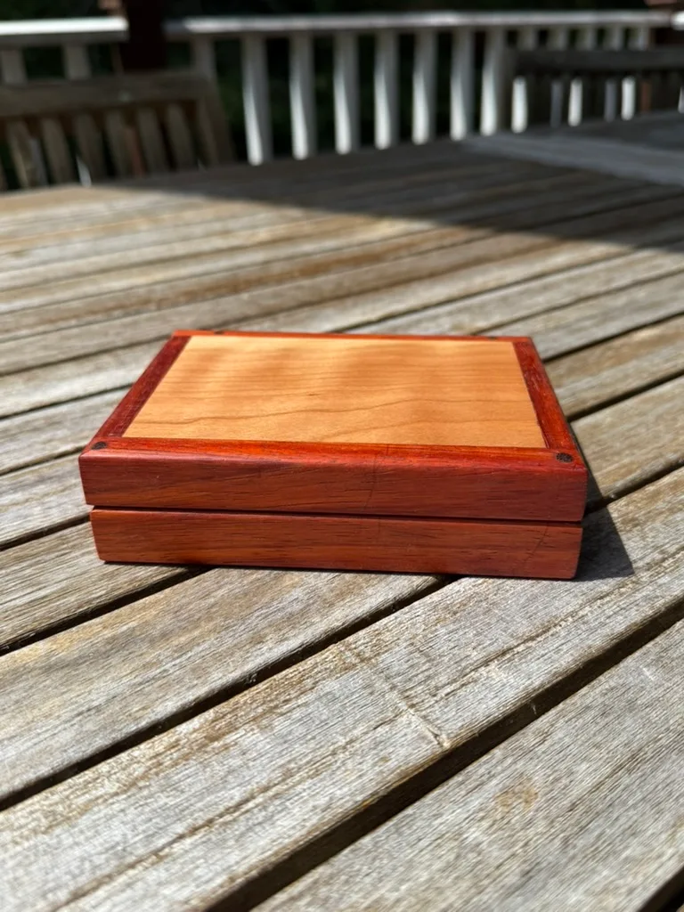 Folding box